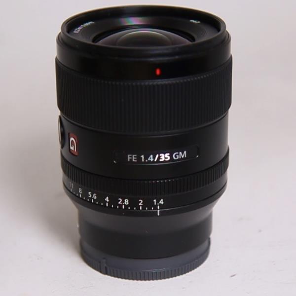Used Sony FE 35mm f/1.4 GM Lens