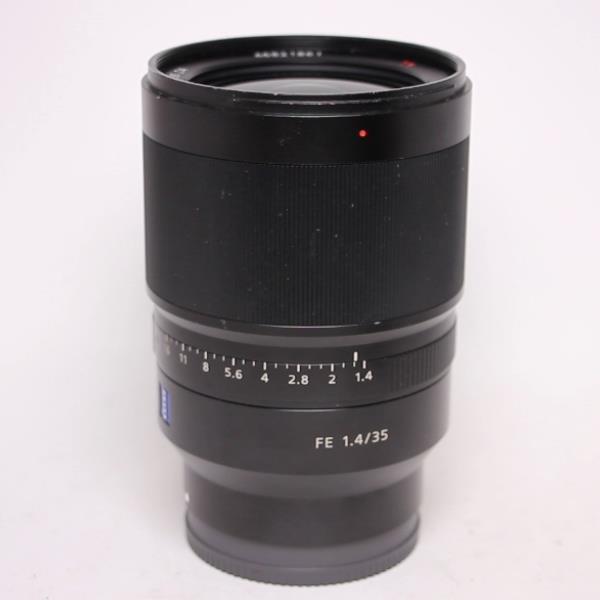 Used Sony FE 35mm f/1.4 ZA Zeiss Distagon T* Lens