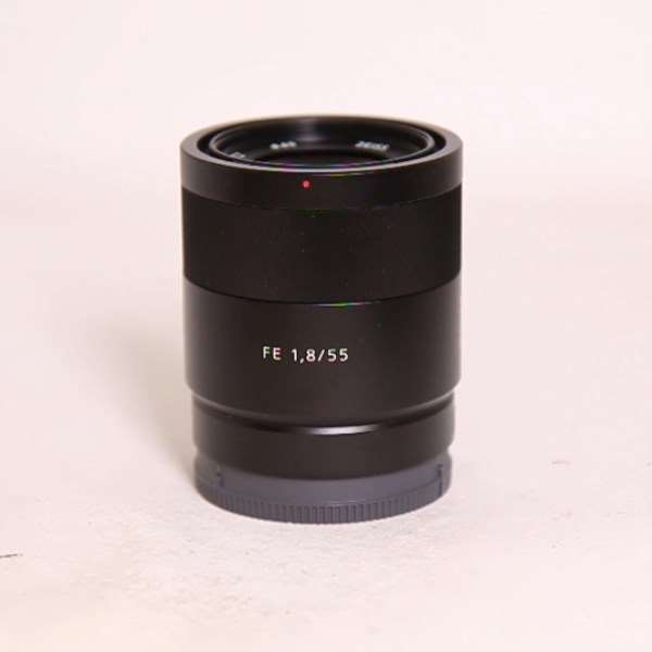 Used Sony FE 55mm f/1.8 ZA Zeiss Sonnar T* Lens