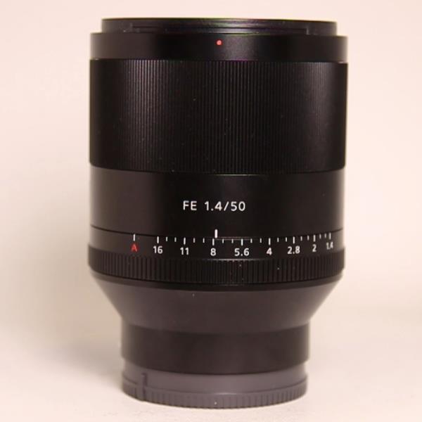 Used Sony FE 50mm f/1.4 ZA Zeiss Planar T* Lens