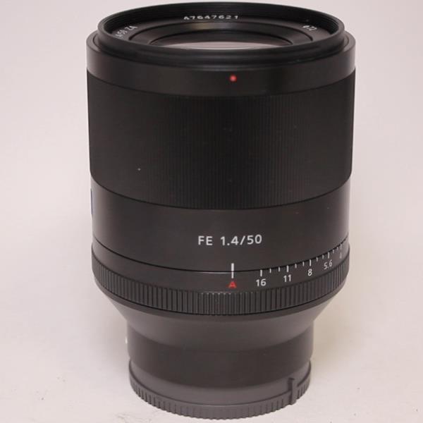 Used Sony FE 50mm f/1.4 ZA Zeiss Planar T* Lens
