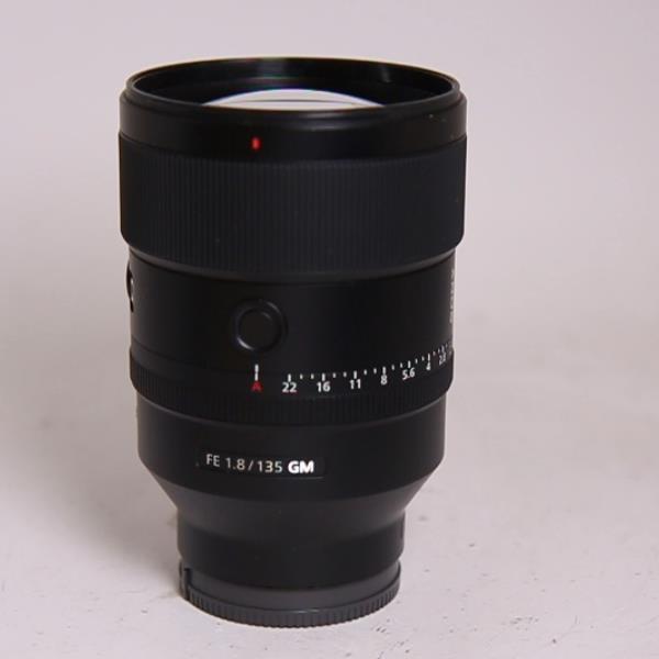 Used Sony FE 135mm f/1.8 GM Prime Telephoto Lens