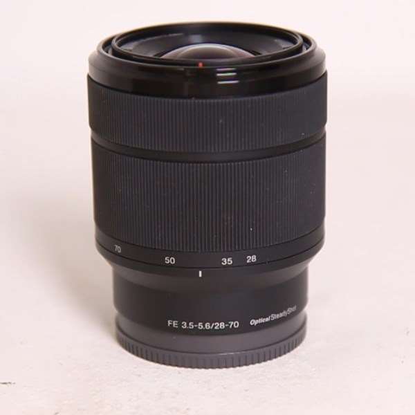 Used Sony FE 28-70mm f/3.5-5.6 OSS Zoom Lens