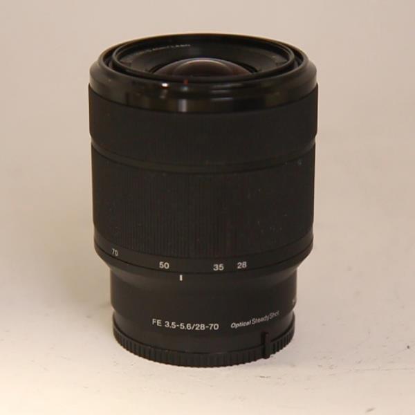Used Sony FE 28-70mm f/3.5-5.6 OSS Zoom Lens