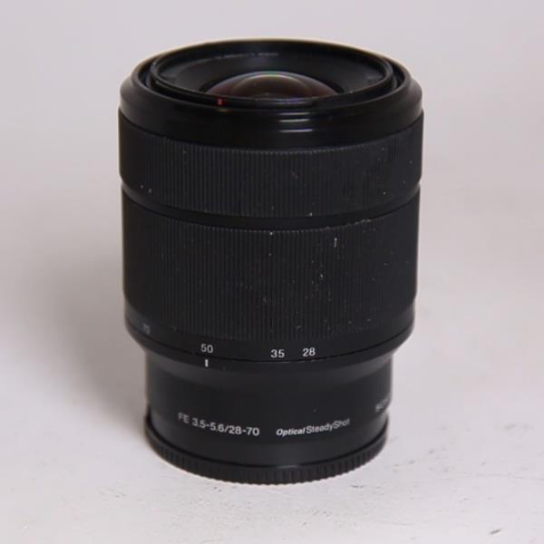 Used Sony FE 28-70mm f/3.5-5.6 OSS Zoom Lens