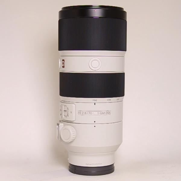 Used Sony FE 70-200mm f/2.8 GM OSS Telephoto Zoom Lens