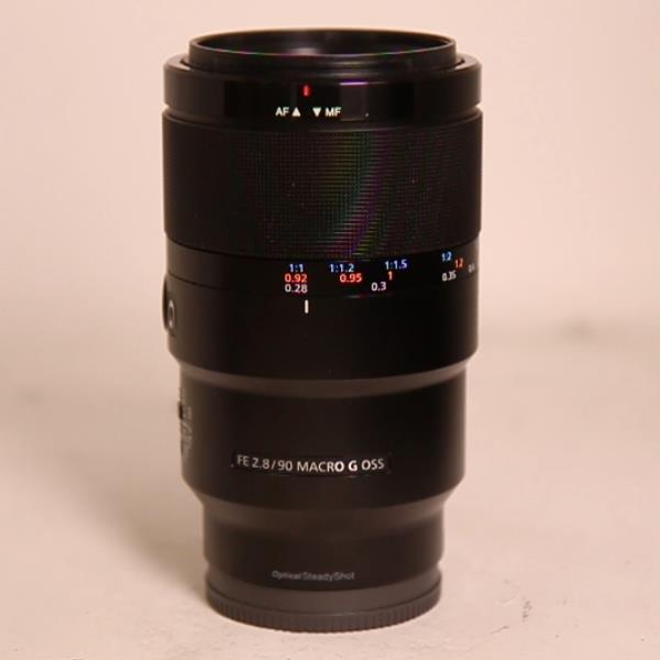 Used Sony FE 90mm f/2.8 Macro G OSS Lens