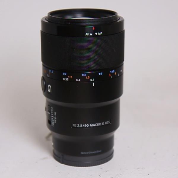 Used Sony FE 90mm f/2.8 Macro G OSS Lens