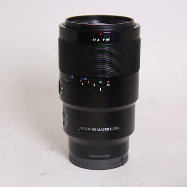 Used Sony FE 90mm f/2.8 Macro G OSS Lens