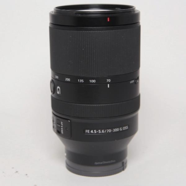 Used Sony FE 70-300mm f/4.5-5.6 G OSS Telephoto Zoom Lens