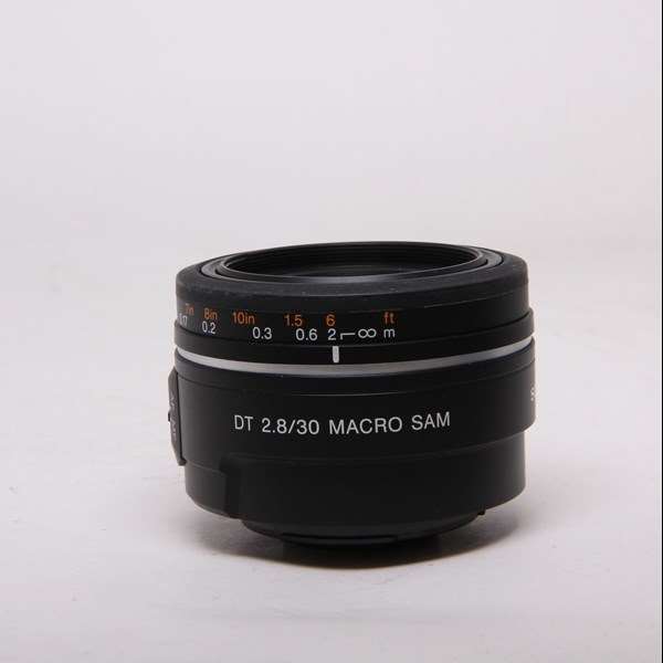 Used Sony DT 30mm f/2.8 SAM Macro alpha mount lens