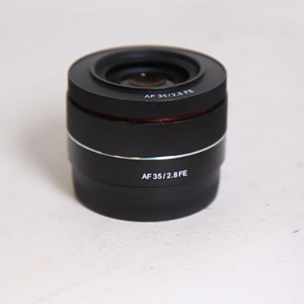 Used Samyang AF 35mm f/2.8 FE Wide Angle Prime Lens Sony E