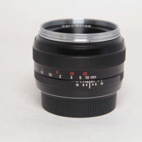 Used ZEISS Planar T* 50mm F/1.4 ZE Lens - Canon Fit