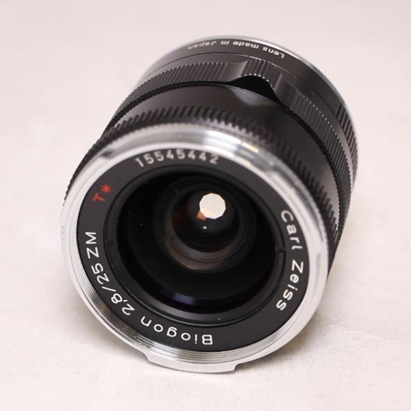Used Zeiss Biogon T* 25mm f/2.8 ZM Lens Black Leica M