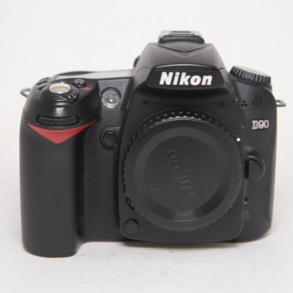 Used Nikon D90