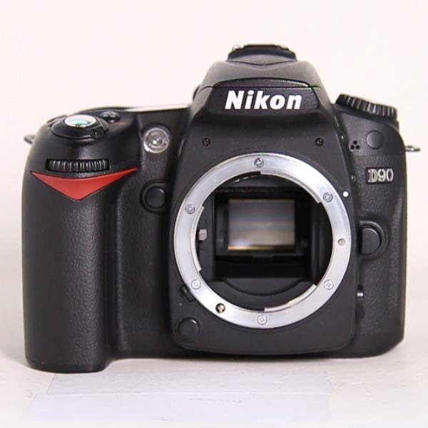 Used Nikon D90