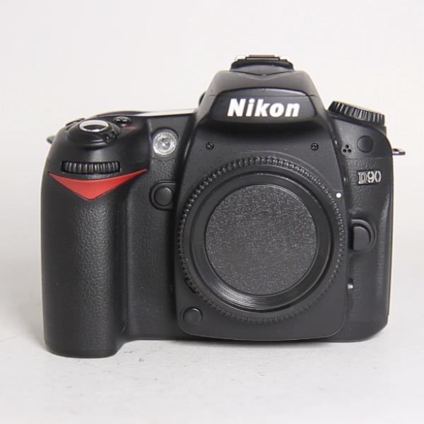 Used Nikon D90