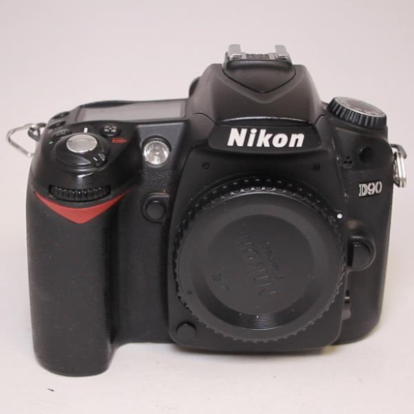Used Nikon D90