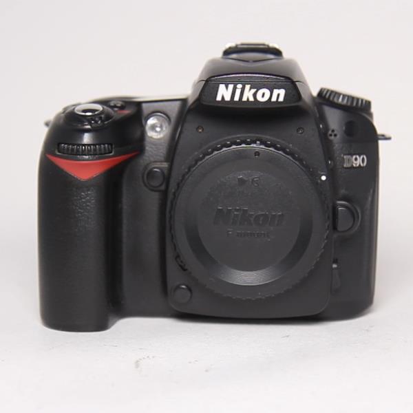 Used Nikon D90
