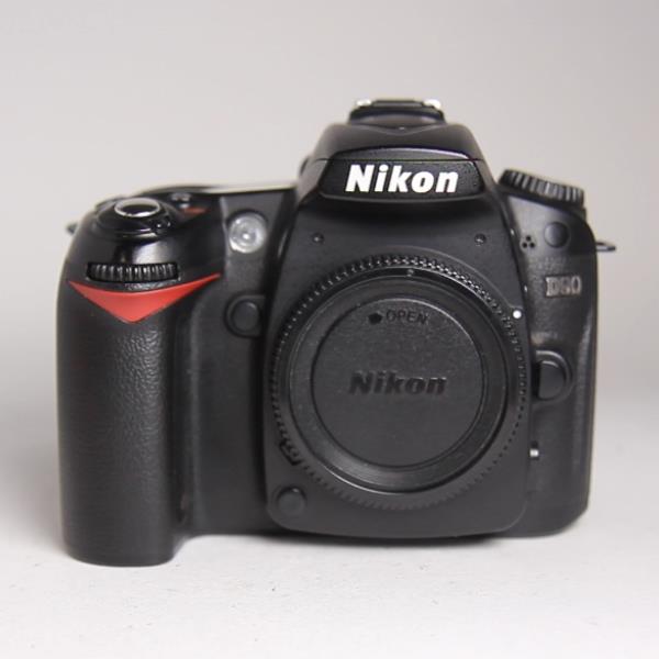 Used Nikon D90