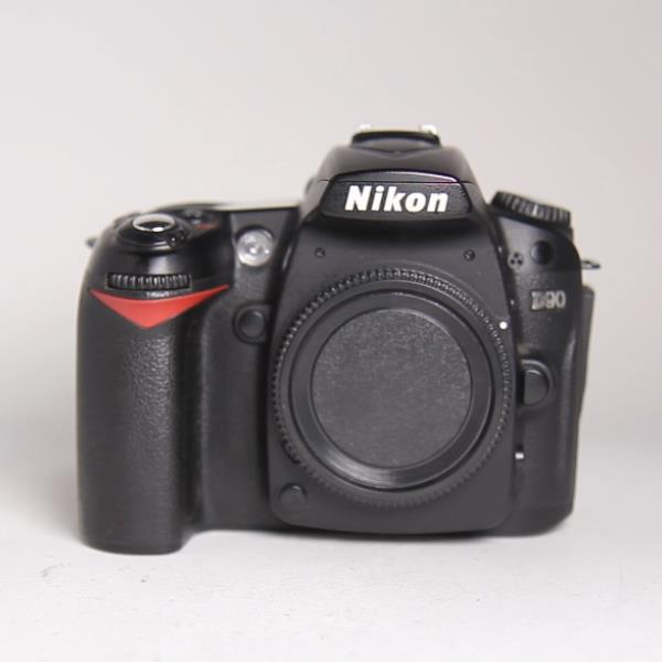 Used Nikon D90
