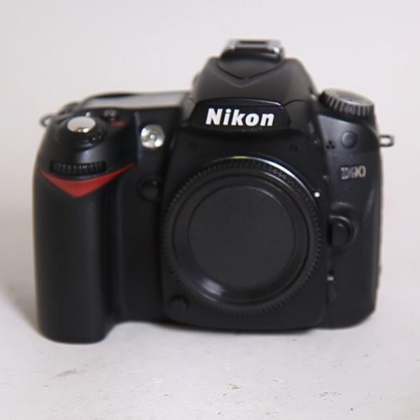 Used Nikon D90