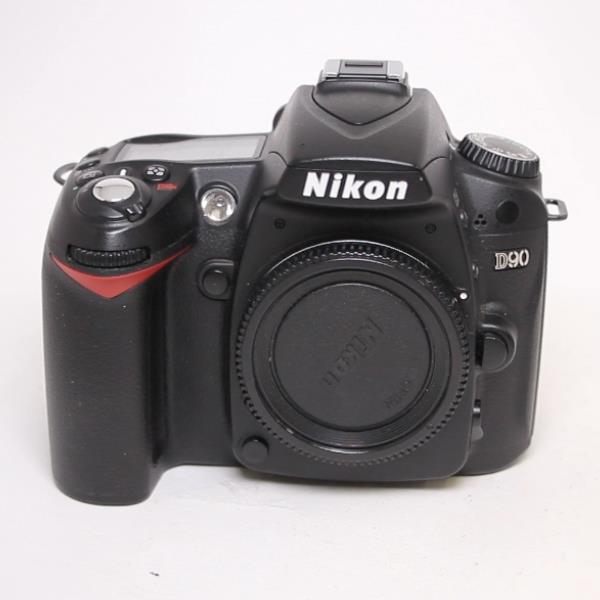 Used Nikon D90