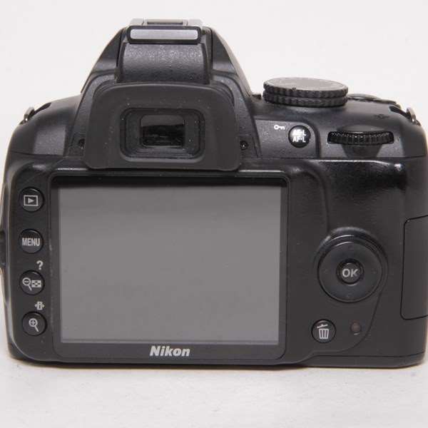 Used Nikon D3000 Park Cameras