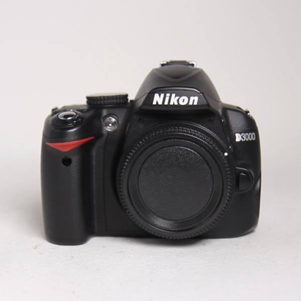 Used Nikon D3000 Body