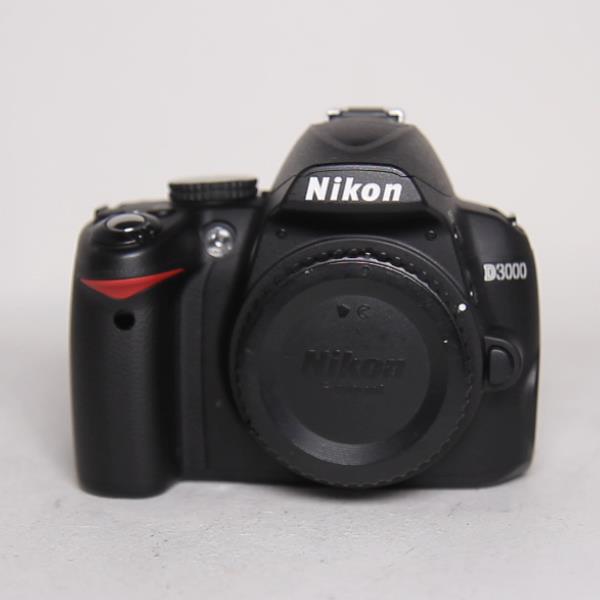 Used Nikon D3000 Body