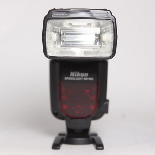 Used Nikon SB-900