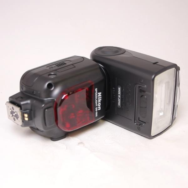 Used Nikon SB-900 Flash