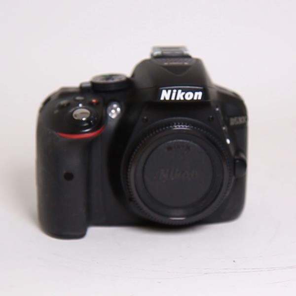 Used Nikon D3500