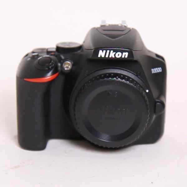 Used Nikon D3500