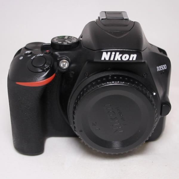 Used Nikon D3500
