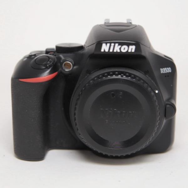 Used Nikon D3500