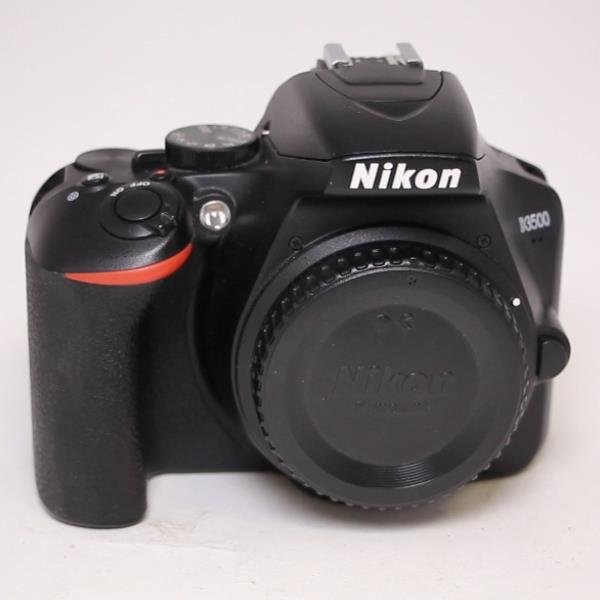 Used Nikon D3500