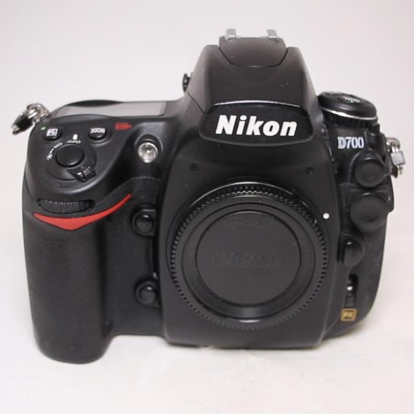 Used Nikon D700