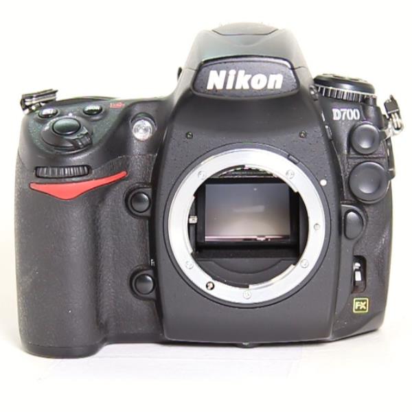 Used Nikon D700