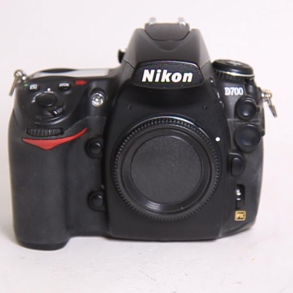 Used Nikon D700