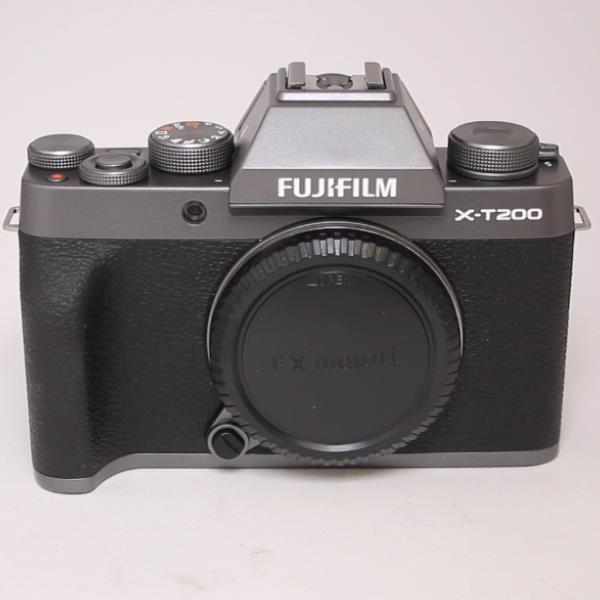Used Fujifilm X-T200