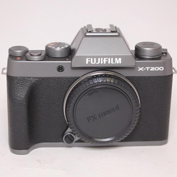 Used Fujifilm X-T200