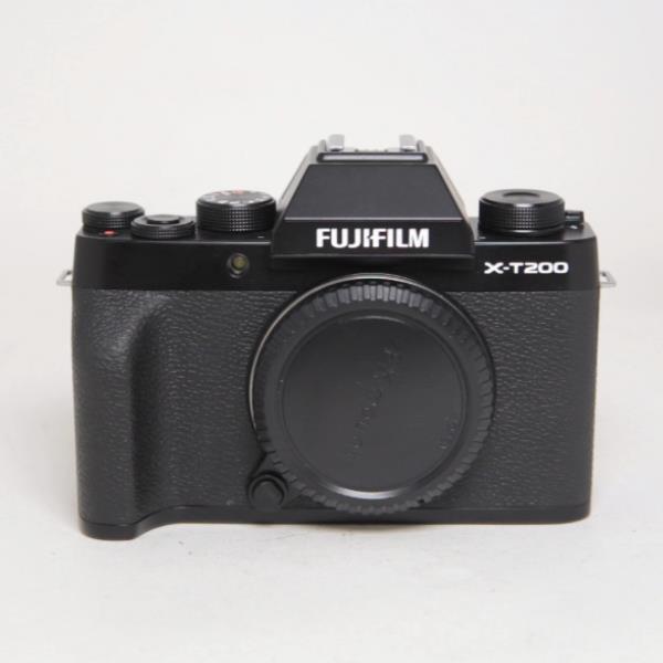 Used Fujifilm X-T200