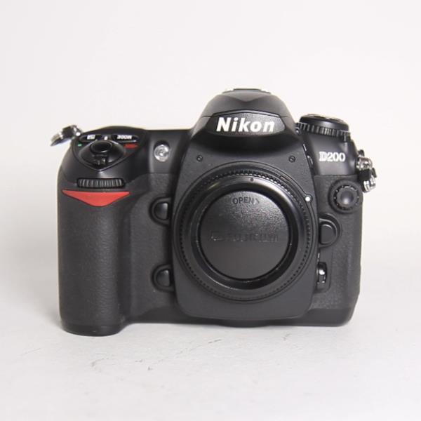 Used Nikon D200