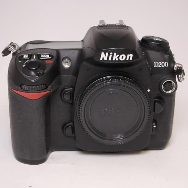 Used Nikon D200