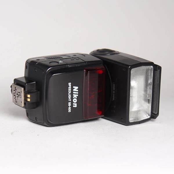Used Nikon SB-600 Speedlight