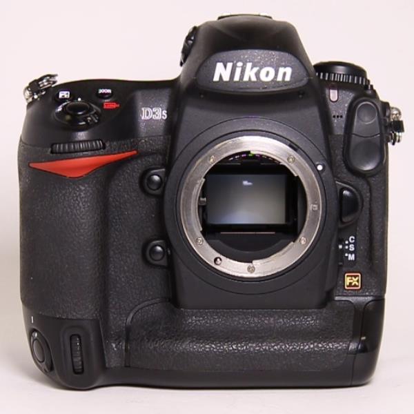 Used Nikon D3S