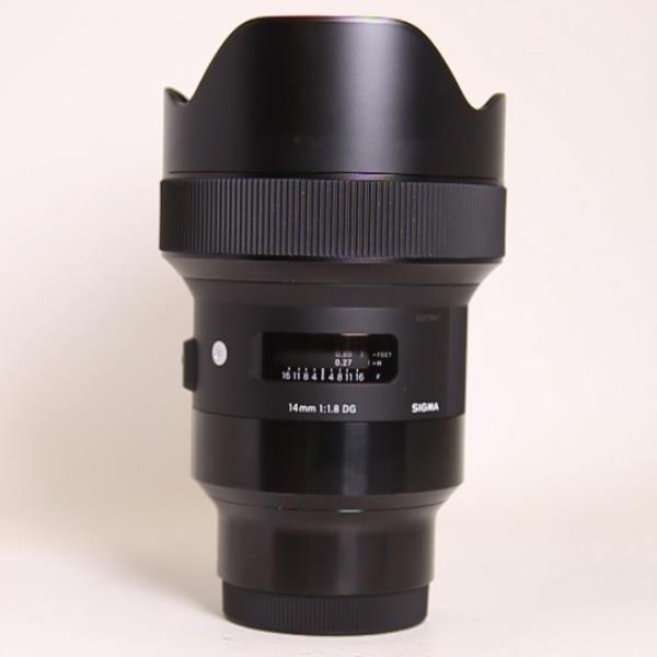 Used Sigma 14mm f/1.8 DG HSM Art Lens Sony E