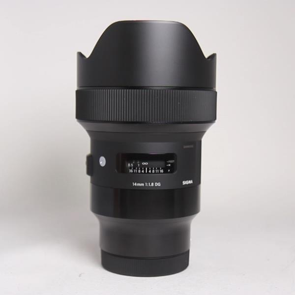 Used Sigma 14mm f/1.8 DG HSM Art Lens - L Mount