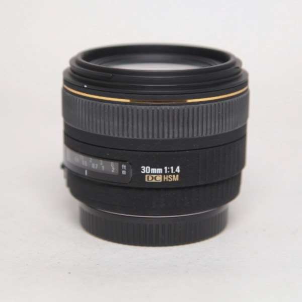 Used Sigma 30mm f/1.4 EX DC HSM - Canon